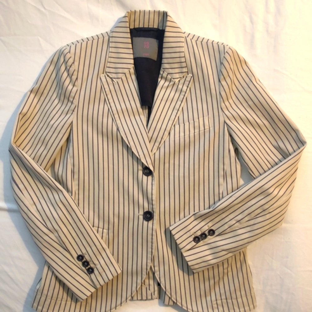 SEVENTY 19.70 Size 6 Tan and Navy Blue pinstripe Women's Blazer. - Picture 6 of 11
